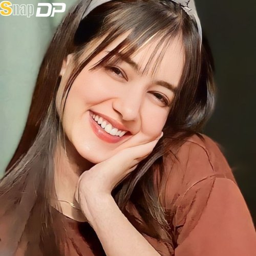 cute simple girl pic