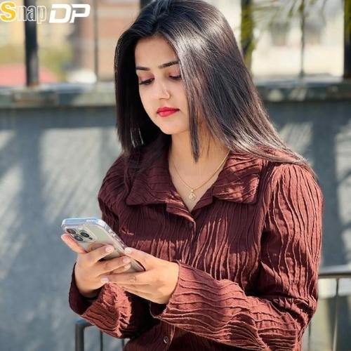 cute simple girl pic