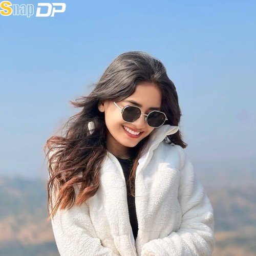 cute simple girl pic