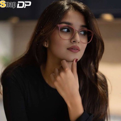 cute simple girl pic