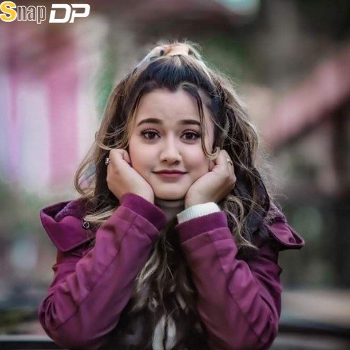 cute simple girl pic