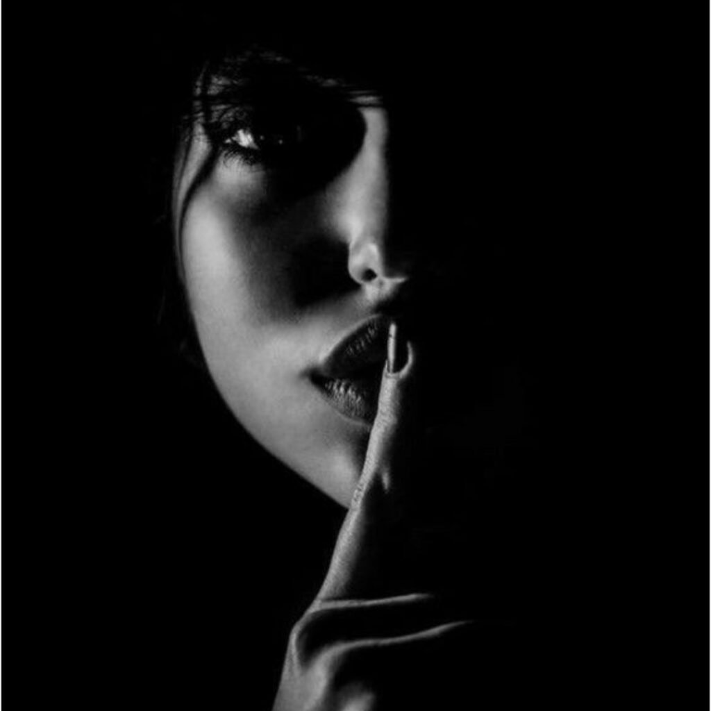 Attitude girls DP black pics