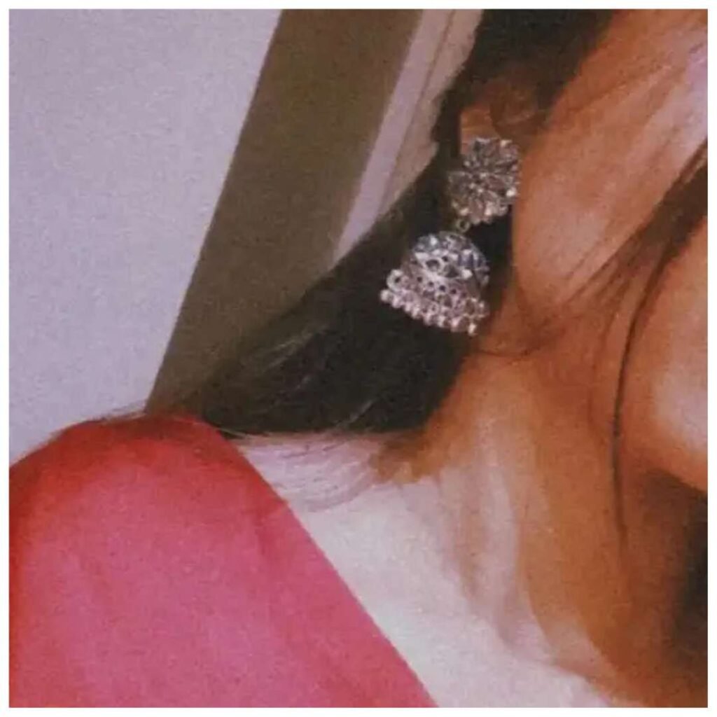 Girl DP for WhatsApp