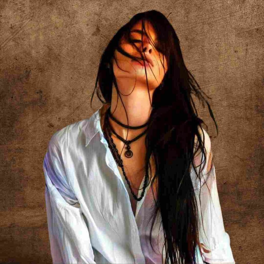 Sad girl DP for WhatsApp