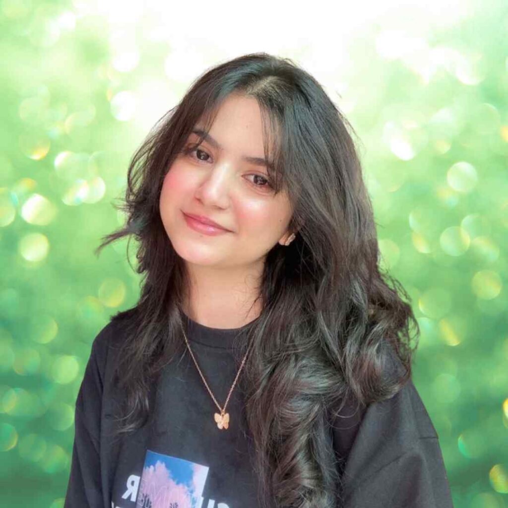 Girl Photo DP for Facebook