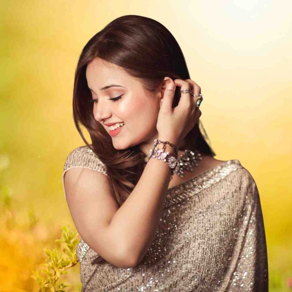 Girl Photo DP for WhatsApp