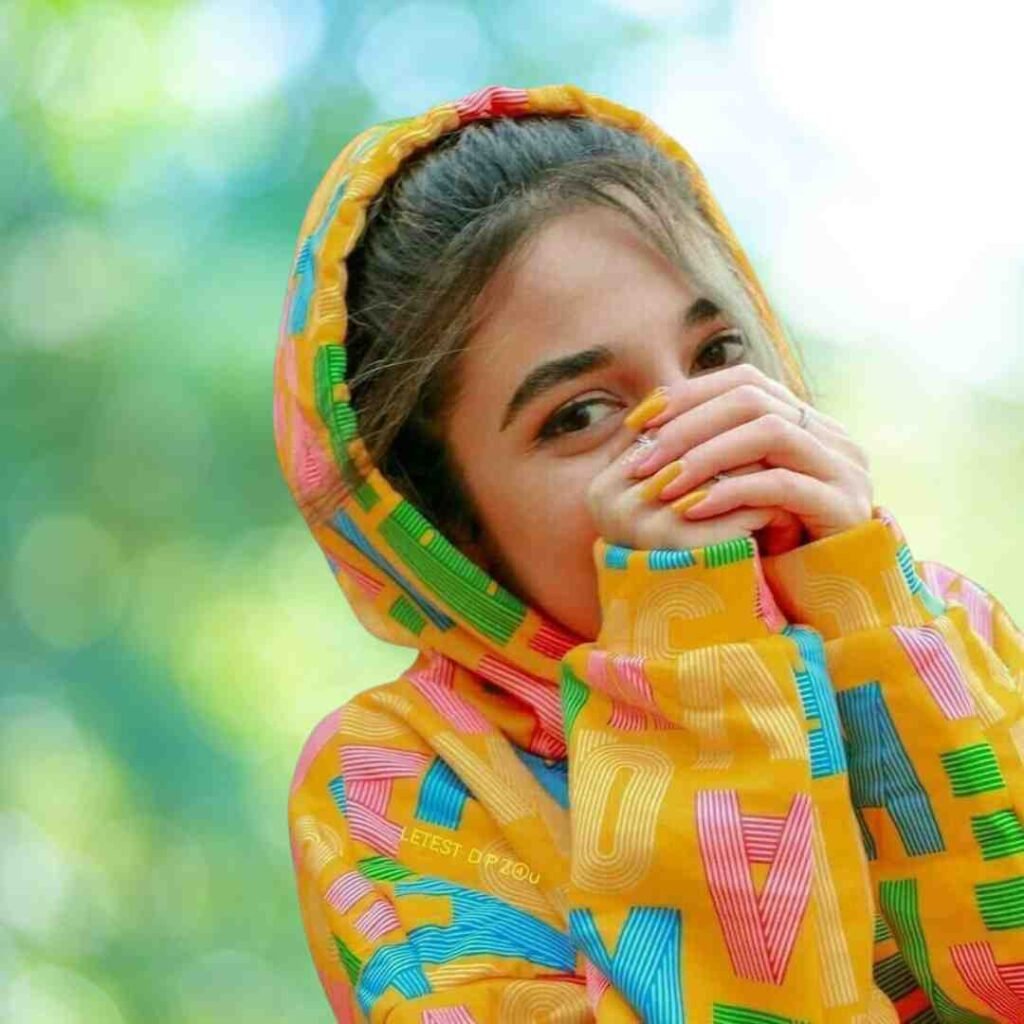 Girl Photo DP for Facebook