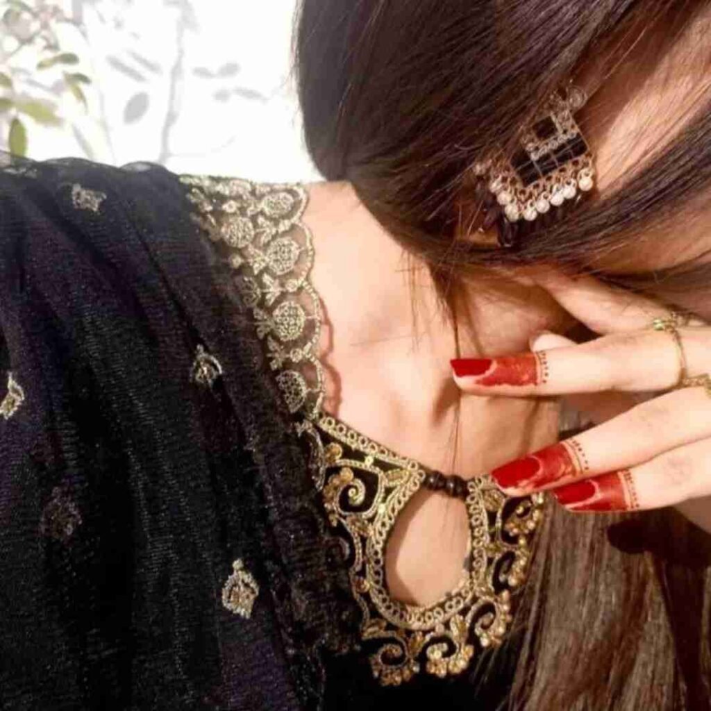 Hidden Face Girl Pic Photos