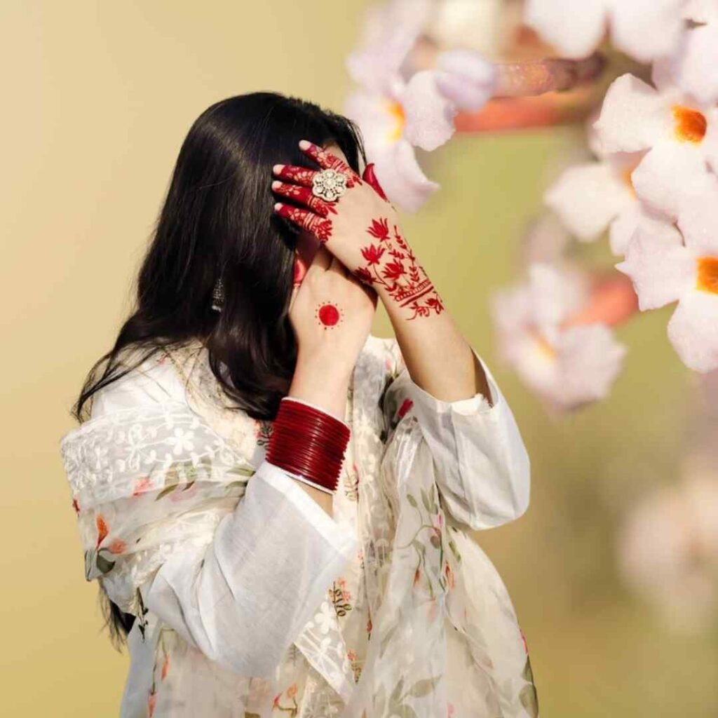 Hidden Face Girl Pic