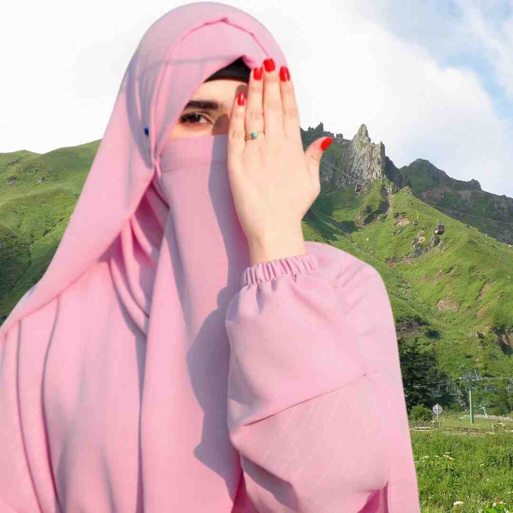 Stylish Hijab girl DP