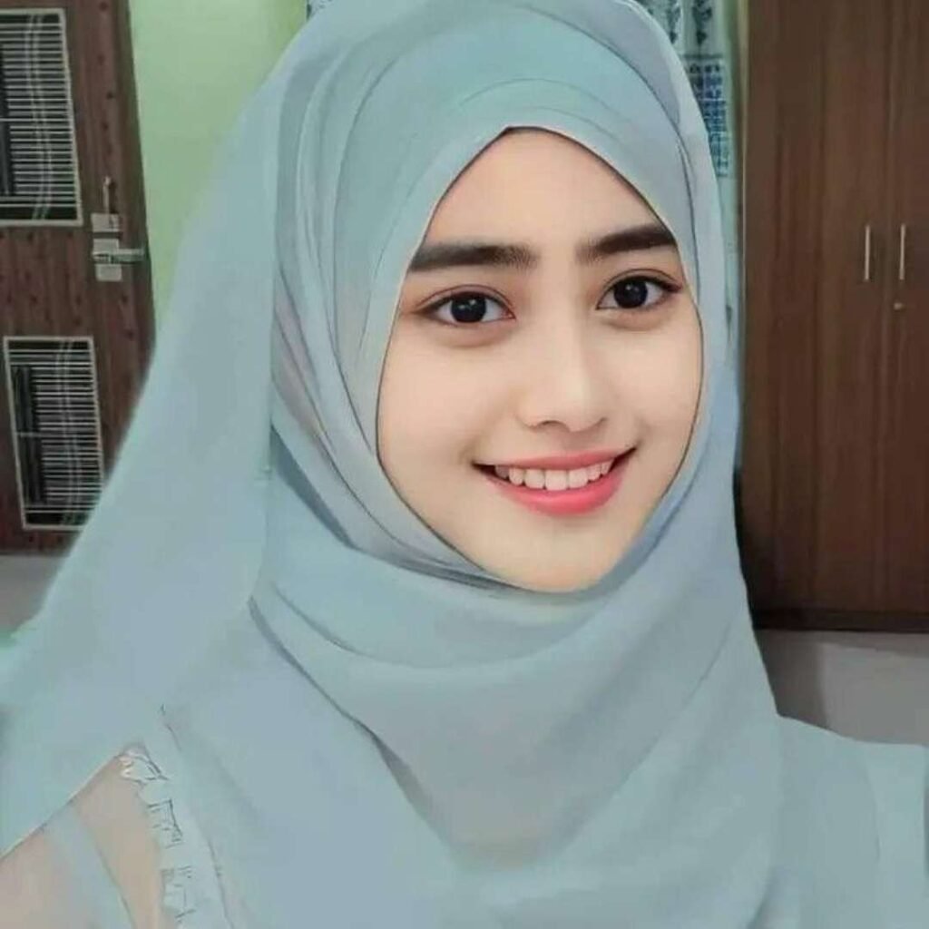 Stylish Hijab girl DP for WhatsApp