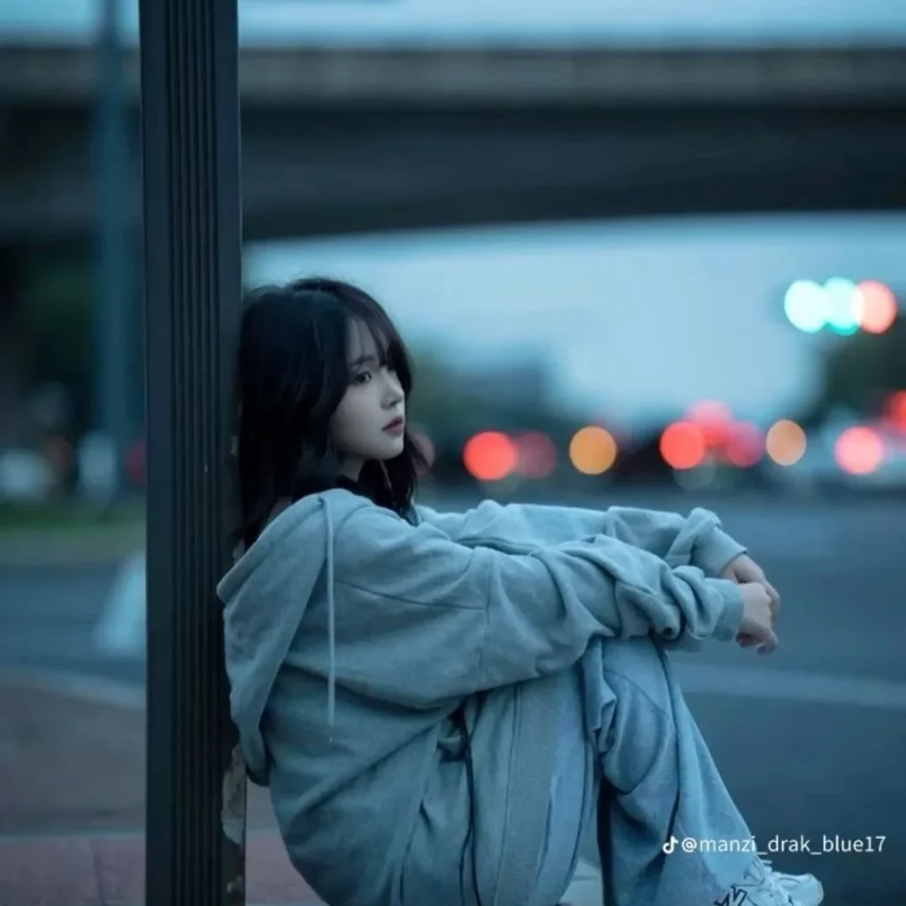 Latest Black DP Sad Girl Download Collection