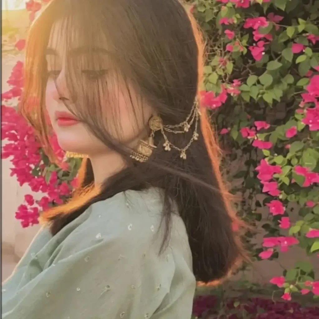 Pretty Vibes WhatsApp DP
