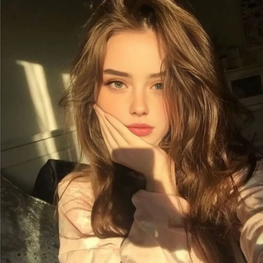 Unique Girls Profile Looks