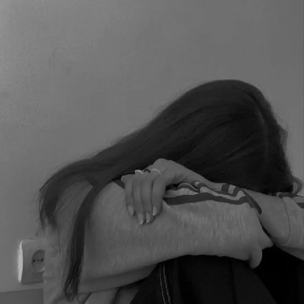 DP Sad Girl
