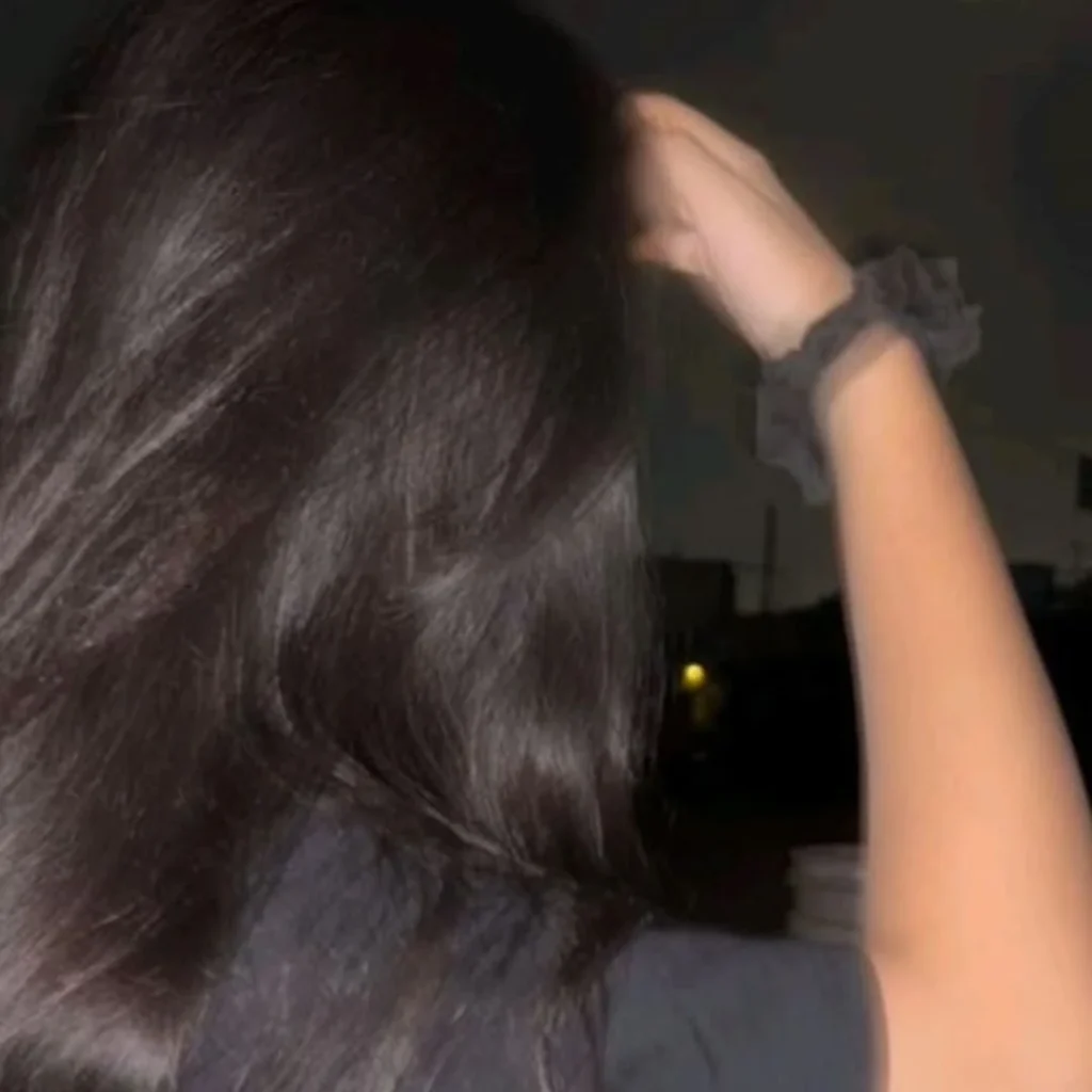 Hide Face DP for Girls Black