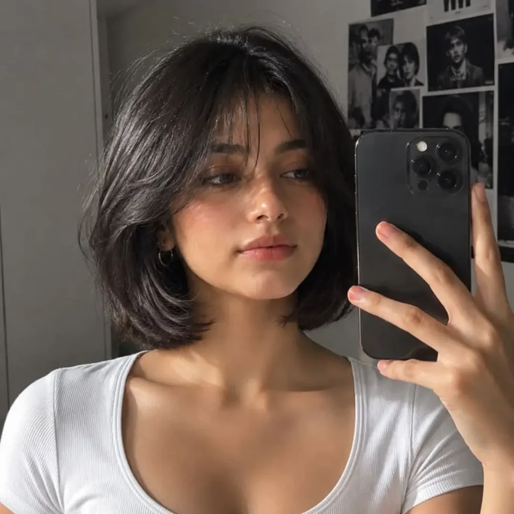 Short Hair Instagram Girl Black Mirror Selfie DP